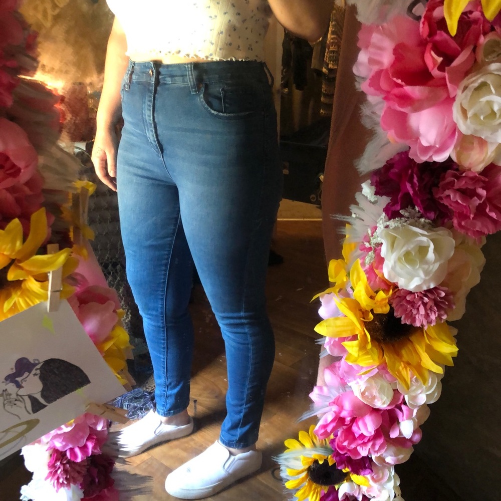 Sleek Blue Skinny Jeans for Women